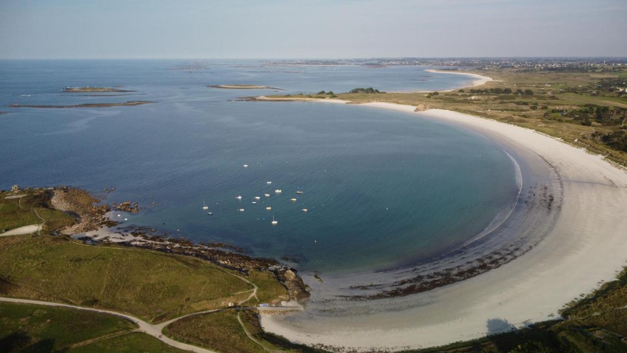 Maison Yukti - Magnifique Maison De Charme Proche Plage Lampaul-Ploudalmézeau 外观 照片